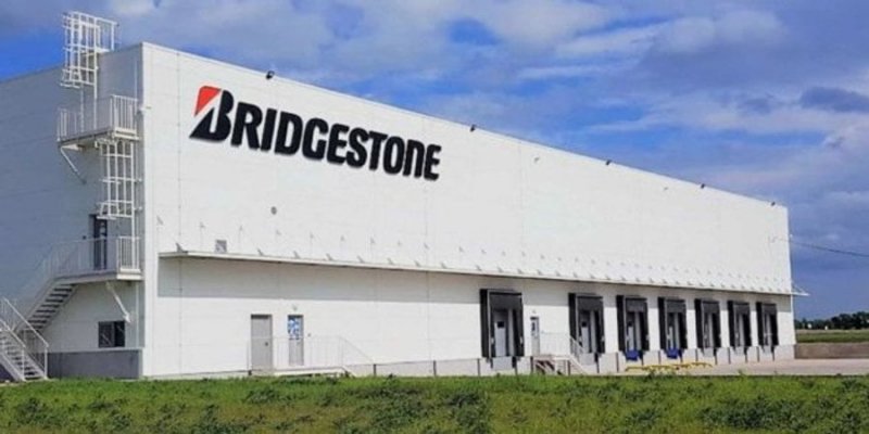 Обійдуться без Bridgestone. Світовий виробник шин продає свої активи у Росії
