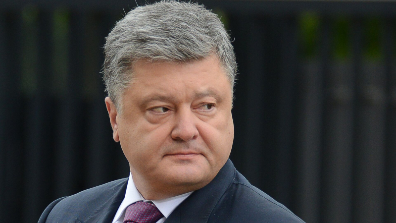 СМИ: в Раде разослали рекомендации по комментариям о Порошенко*