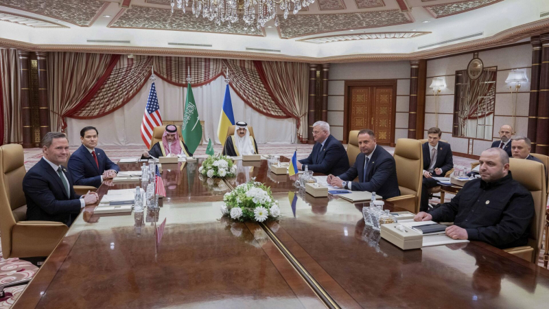 Украина разделяет видение Трампа в вопросе мира, заявил Уолтц