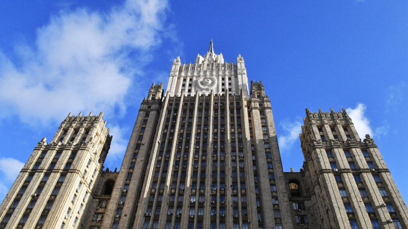 В МИД заявили о риске лобового столкновения ядерных держав